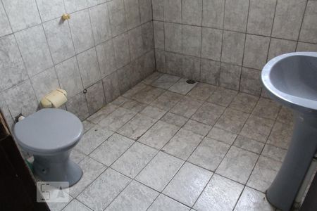 Banheiro de casa à venda com 3 quartos, 110m² em Jardim das Tulipas, Jundiaí