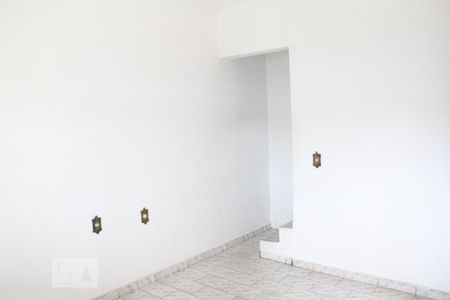 Sala de casa à venda com 2 quartos, 70m² em Jardim das Tulipas, Jundiaí