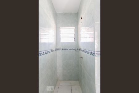 Casa de condomínio à venda com 76m², 2 quartos e 1 vagaBanheiro 