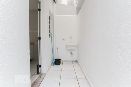 Casa de condomínio à venda com 76m², 2 quartos e 1 vagaÁrea de Serviço 