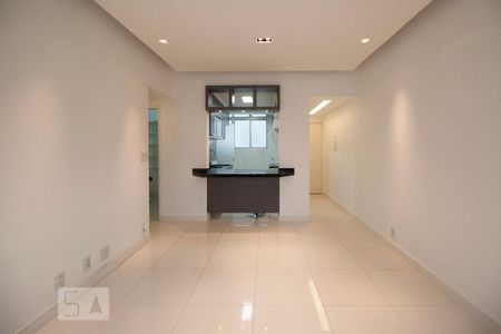 Sala de apartamento para alugar com 2 quartos, 79m² em Consolação, São Paulo