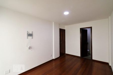 Suíte de apartamento para alugar com 2 quartos, 82m² em Recreio dos Bandeirantes, Rio de Janeiro