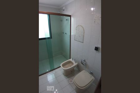 Apartamento à venda com 239m², 4 quartos e 3 vagasBanheiro