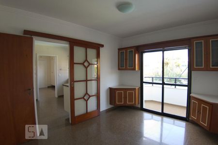 Apartamento à venda com 239m², 4 quartos e 3 vagasCopa