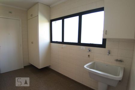 Apartamento à venda com 239m², 4 quartos e 3 vagasÁrea de Serviço