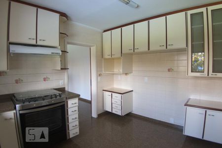 Apartamento à venda com 239m², 4 quartos e 3 vagasCozinha