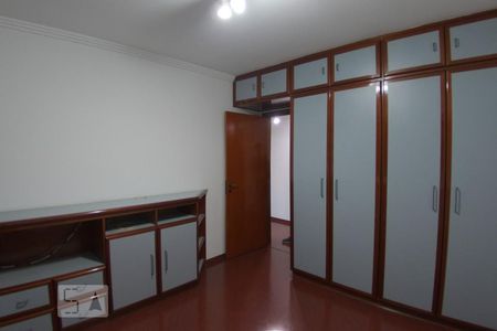 Apartamento à venda com 239m², 4 quartos e 3 vagasQuarto 3
