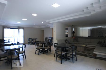 Apartamento à venda com 239m², 4 quartos e 3 vagasÁrea comum - Salão de festas