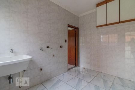 Casa para alugar com 300m², 4 quartos e 6 vagasÁrea de Serviço