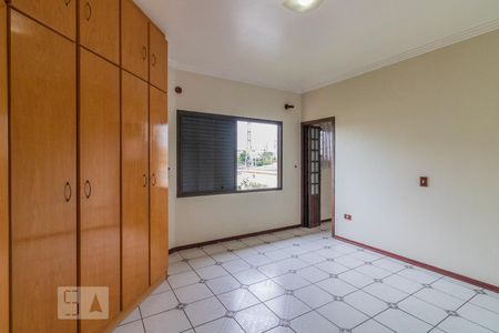 Casa para alugar com 300m², 4 quartos e 6 vagasQuarto 5