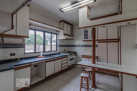 Cozinha de casa à venda com 4 quartos, 300m² em Rudge Ramos, São Bernardo do Campo