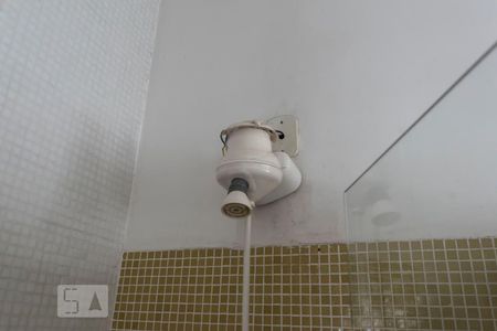 Apartamento à venda com 80m², 3 quartos e sem vagaBanheiro (Chuveiro)