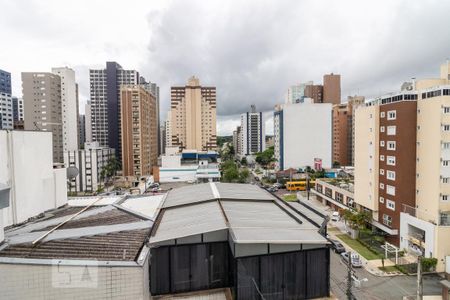 Varanda de apartamento à venda com 1 quarto, 58m² em Bigorrilho, Curitiba