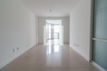 Sala de apartamento para alugar com 2 quartos, 70m² em Abraão, Florianópolis