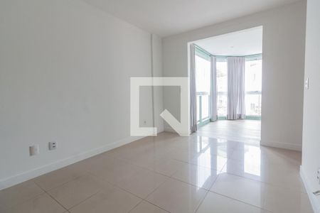 Sala de apartamento para alugar com 2 quartos, 70m² em Abraão, Florianópolis