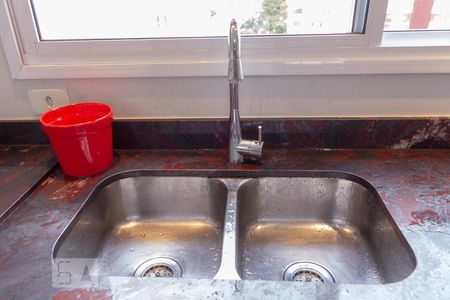 Apartamento à venda com 150m², 2 quartos e 3 vagasCozinha