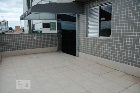 Apartamento à venda com 182m², 4 quartos e 2 vagasCobertura