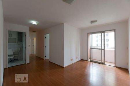Sala de apartamento para alugar com 3 quartos, 75m² em Cambuci, São Paulo