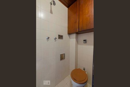 Apartamento à venda com 75m², 2 quartos e 1 vagaBanheiro de Serviço