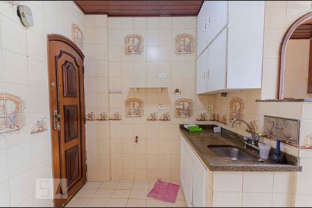 Apartamento à venda com 75m², 2 quartos e 1 vagaCozinha