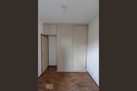 Quarto 1 de apartamento para alugar com 2 quartos, 57m² em Santa Cruz, Belo Horizonte