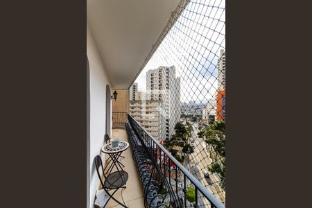 Sacada de apartamento à venda com 4 quartos, 260m² em Santana, São Paulo