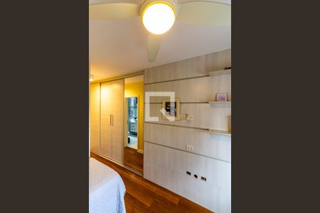 Apartamento à venda com 260m², 4 quartos e 3 vagasSuíte 2