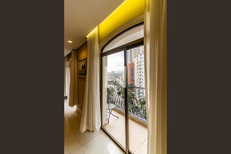 Sacada de apartamento à venda com 4 quartos, 260m² em Santana, São Paulo