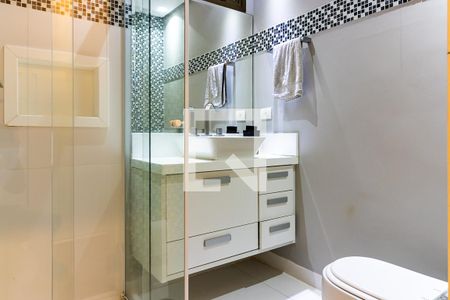 Apartamento à venda com 260m², 4 quartos e 3 vagasBanheiro da Suíte 2