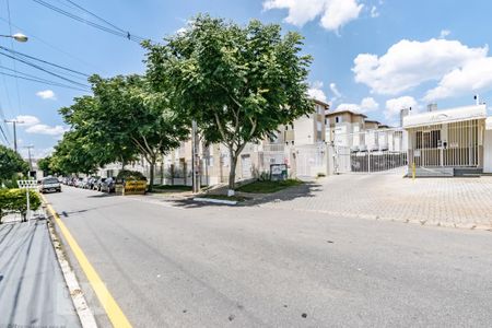 Apartamento para alugar com 72m², 3 quartos e 1 vaga