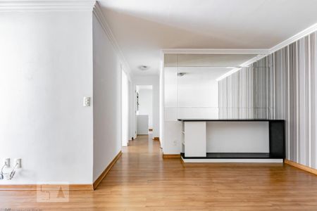 Apartamento para alugar com 72m², 3 quartos e 1 vaga