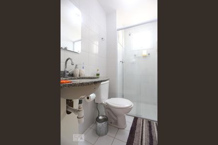 Apartamento à venda com 67m², 3 quartos e 2 vagasBanheiro da Suíte