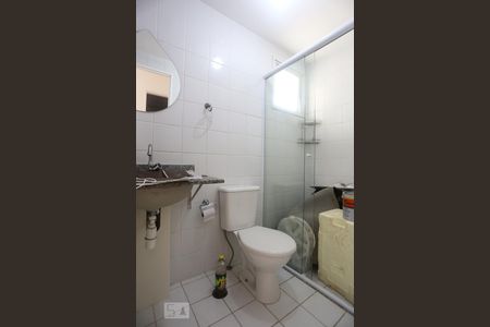 Banheiro de apartamento à venda com 3 quartos, 67m² em Butantã, São Paulo