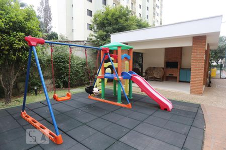 Apartamento à venda com 67m², 3 quartos e 2 vagasÁrea Comum - Playground