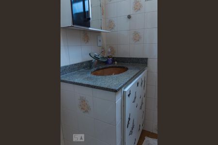 Banheiro bancada de apartamento para alugar com 2 quartos, 62m² em Engenho de Dentro, Rio de Janeiro
