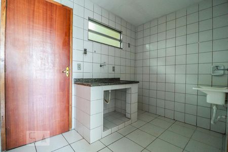 Cozinha e Área de Serviço de kitnet/studio para alugar com 1 quarto, 35m² em Curicica, Rio de Janeiro