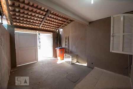 Casa de Condomínio para alugar com 3 quartos, 180m² em Vargem Grande, Rio de Janeiro