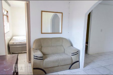 Casa para alugar com 2 quartos, 70m² em Fátima, Canoas