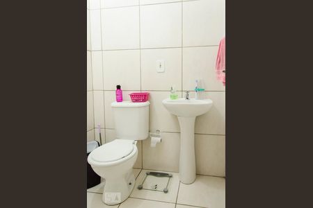 Banheiro de apartamento para alugar com 2 quartos, 55m² em Igara, Canoas