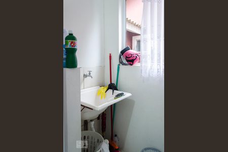 Área de serviço de apartamento para alugar com 2 quartos, 55m² em Igara, Canoas