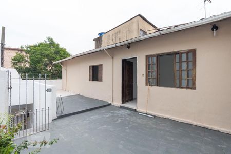 Casa para alugar com 75m², 2 quartos e sem vagaQuintal