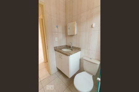 Banheiro de apartamento para alugar com 1 quarto, 57m² em Cocaia, Guarulhos