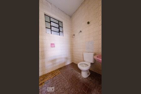 Banheiro de casa para alugar com 3 quartos, 150m² em Nova Suíssa, Belo Horizonte