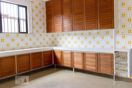 Casa para alugar com 180m², 3 quartos e 2 vagas Casa para alugar com 180m², 3 quartos e 2 vagasCopa