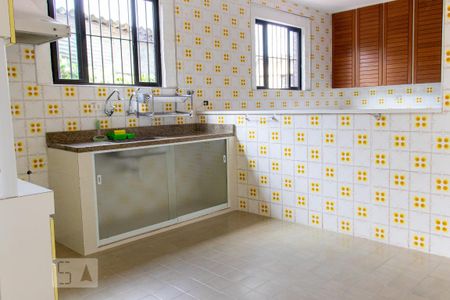 Cozinha de casa para alugar com 3 quartos, 180m² em Vila Santo Estéfano, São Paulo