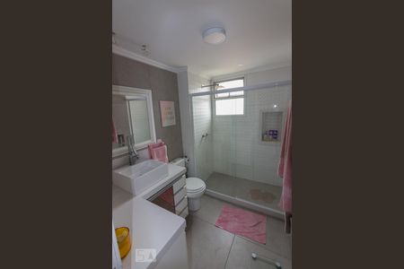 Apartamento à venda com 150m², 4 quartos e 3 vagasBanheiro suíte 2