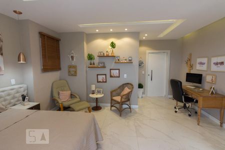 Apartamento à venda com 150m², 4 quartos e 3 vagasQuarto 2 - Suíte