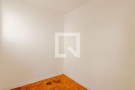 Apartamento à venda com 152m², 3 quartos e 1 vaga Apartamento à venda com 152m², 3 quartos e 1 vagaQuarto de Serviço