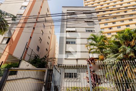 Apartamento à venda com 152m², 3 quartos e 1 vaga Apartamento à venda com 152m², 3 quartos e 1 vagaFachada