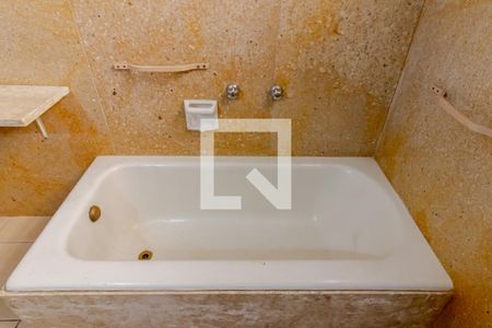 Apartamento à venda com 152m², 3 quartos e 1 vaga Apartamento à venda com 152m², 3 quartos e 1 vagaBanheiro
